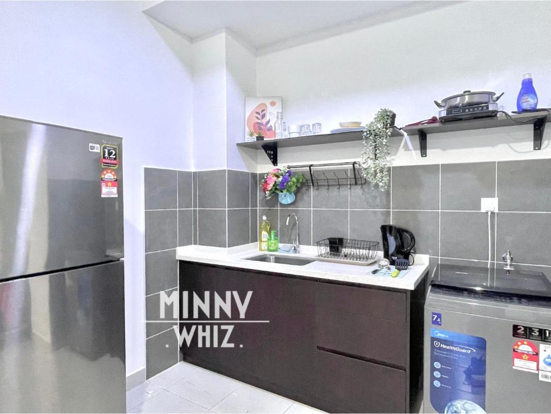 Mrt Balcony Netizen Couple Friendly #29 Apartment Cheras Exterior foto