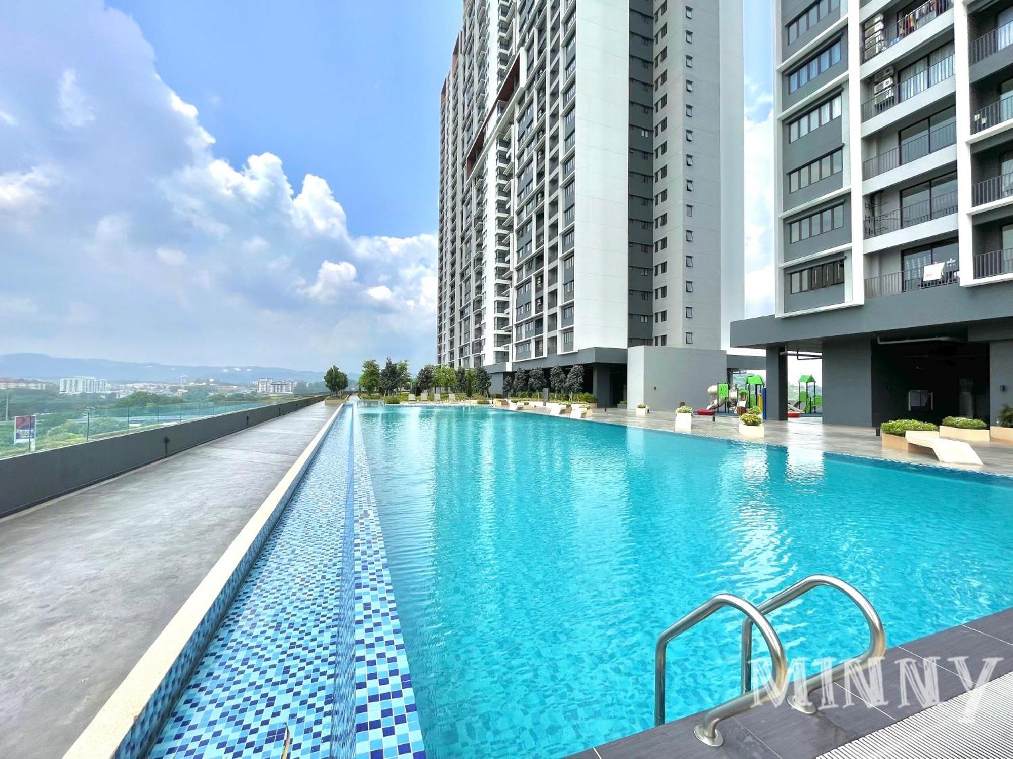 Mrt Balcony Netizen Couple Friendly #29 Apartment Cheras Exterior foto